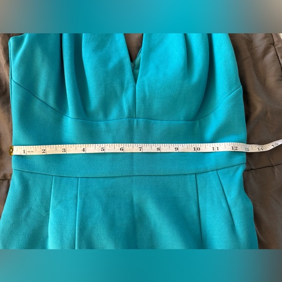 Trina Turk Blue Pleated Sheath Cocktail Dress Size 0 (26 inch waist) - Picture 7 of 8